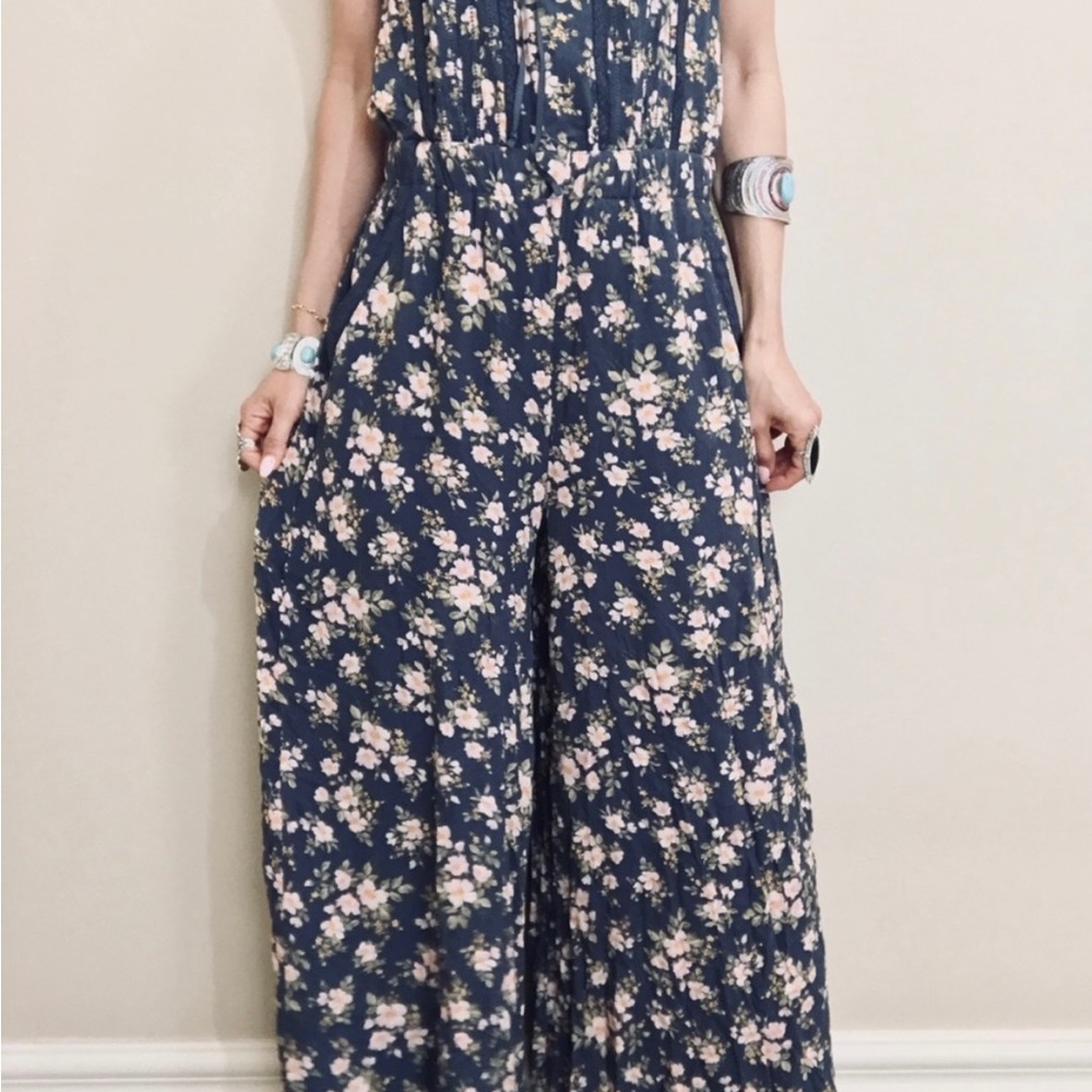 Brand new American Eagle jumpsuit - Picture 4 of 10
